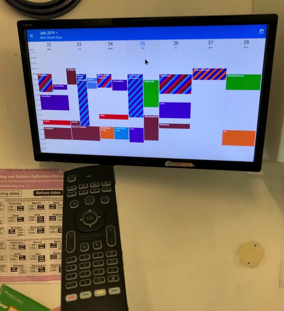 Technical display solutions for calendar display